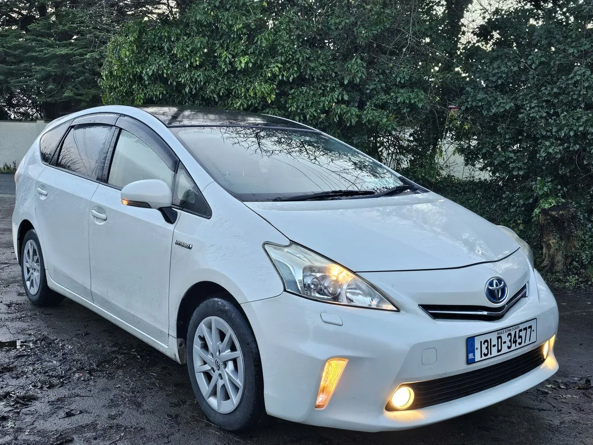 TOYOTA PRIUS alpha wagon HYBRID AUTOMATIC  €8,900 - Image 4