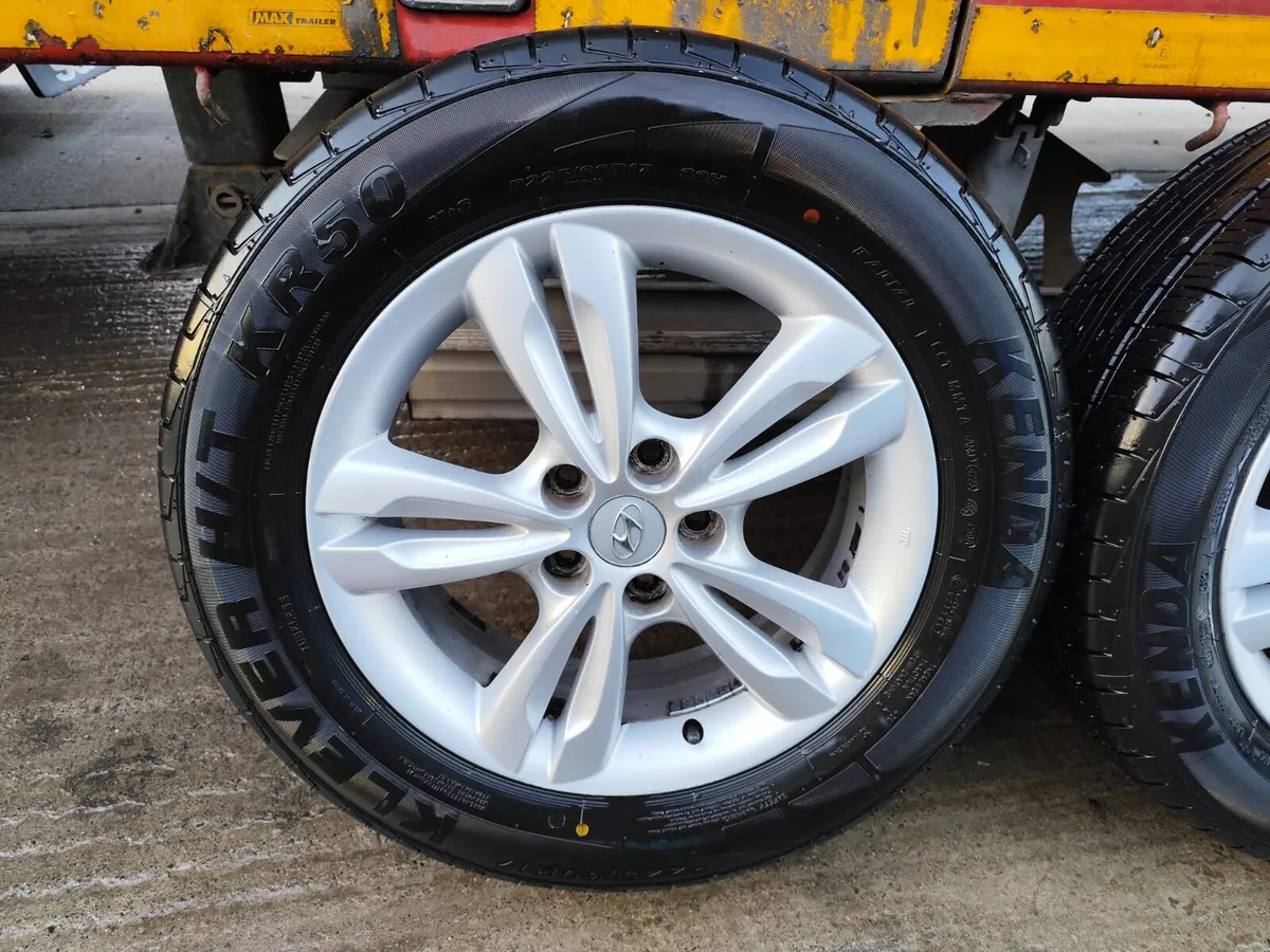 Hyundai alloy wheels - Image 4