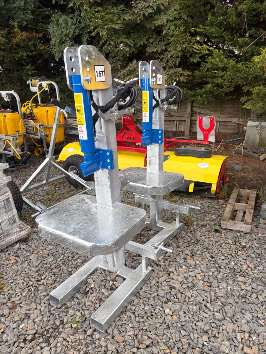 New sulivans 16t log splitter