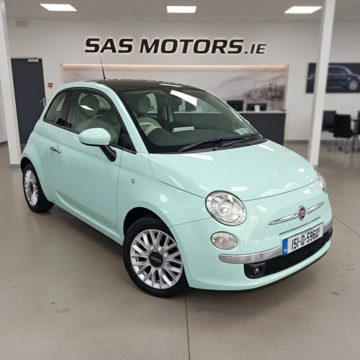 Fiat 500 Automatic 2015 Panoramic Roof - Image 1
