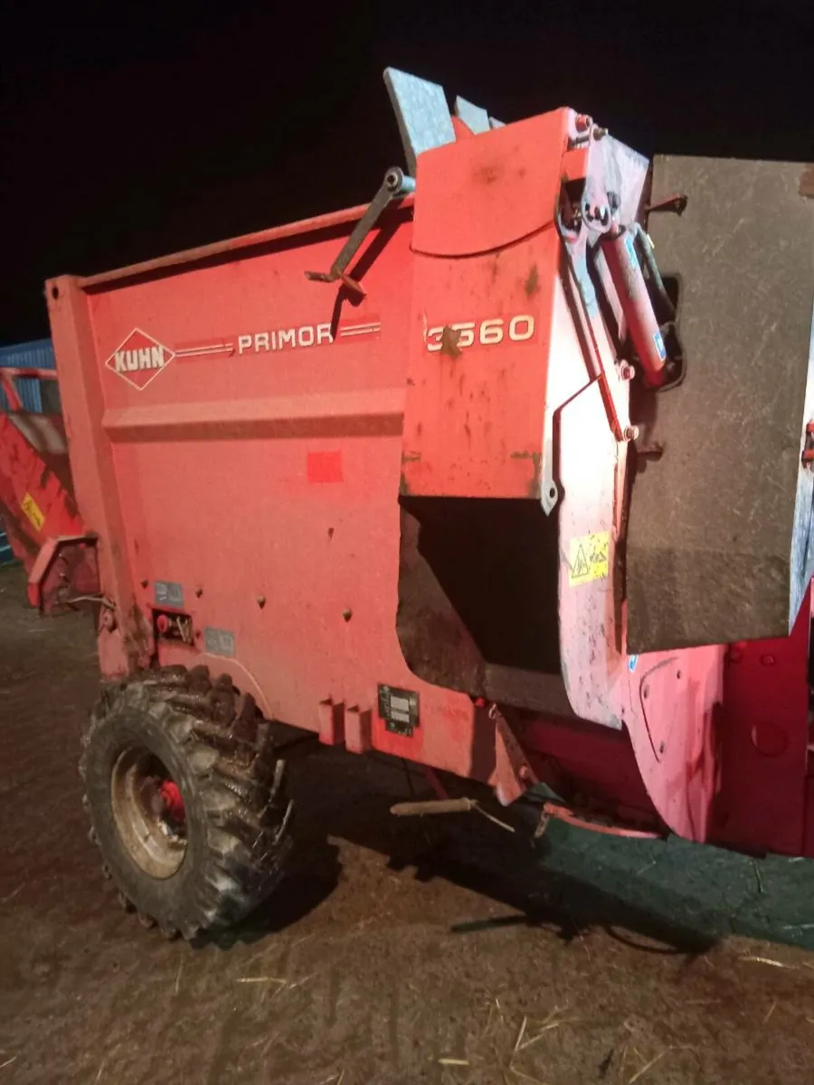 Straw blower - Image 1