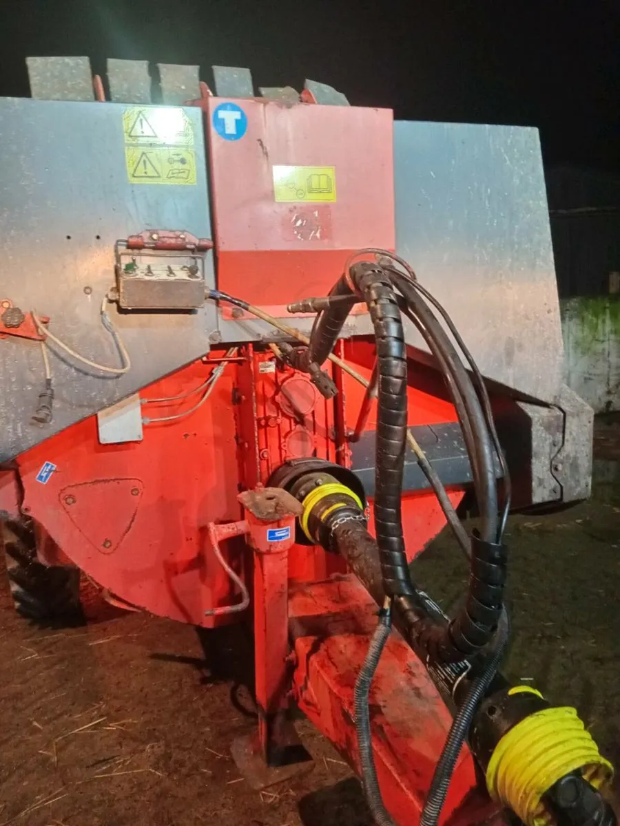 Straw blower - Image 2