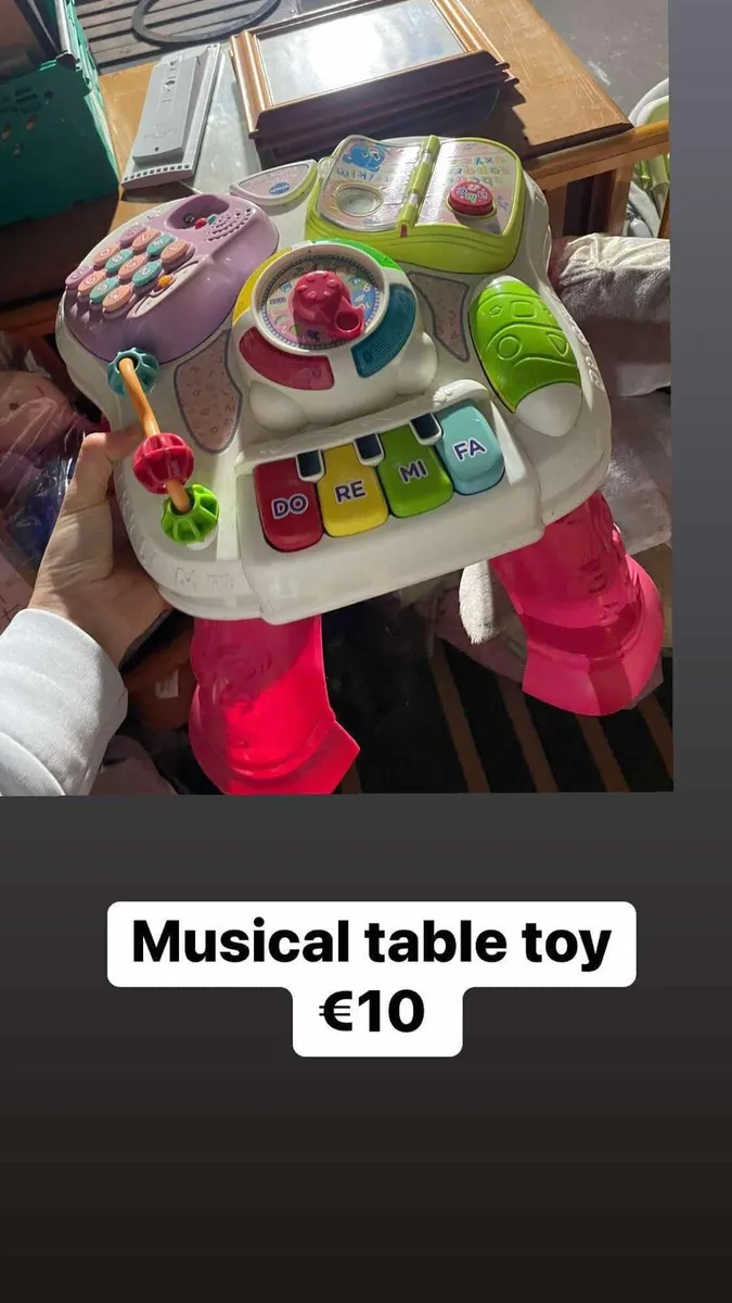 Kids toy musical table - Image 1