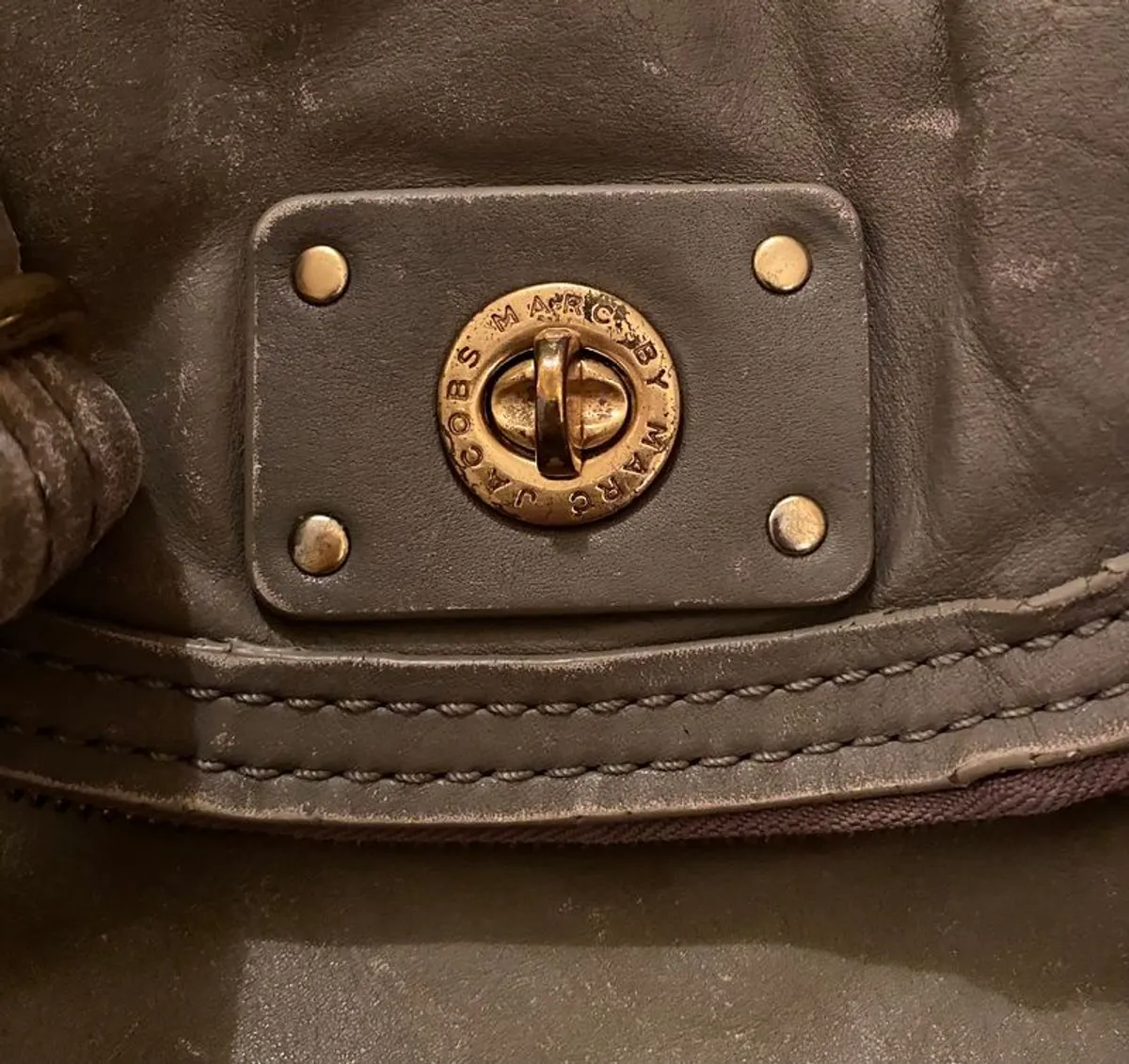 Designer MARC JACOBS Boho Leather Crossbody - Priced to Clear 90% Discount - Image 1