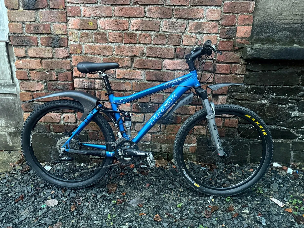 Full suspension Trek Mountain Bike - Image 3