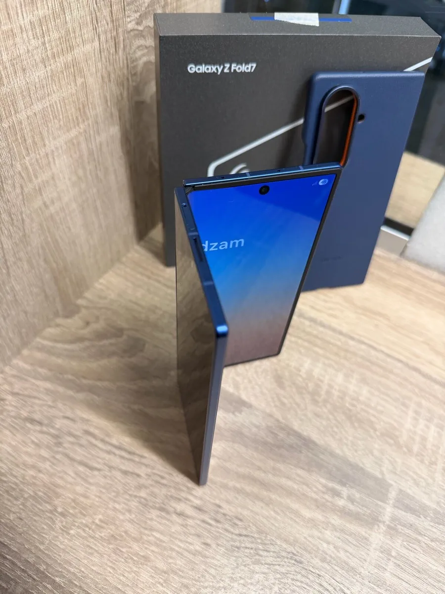Samsung Fold 7 512Gb New in Box! Shop D15 - Image 4