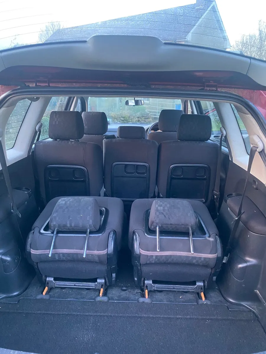 Toyota Avensis 2006 - Image 4