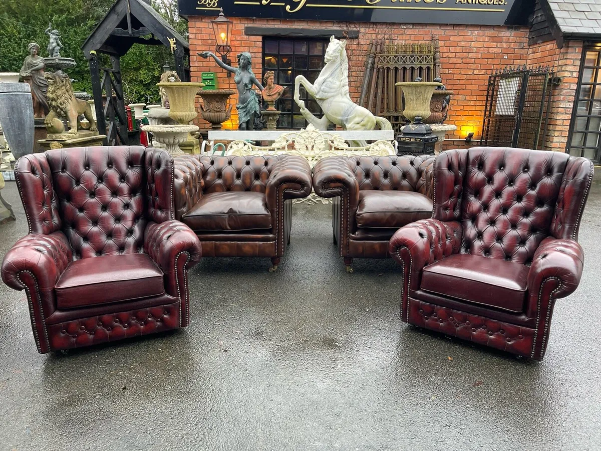 Oxblood chesterfield matching chairs 🎄 - Image 3