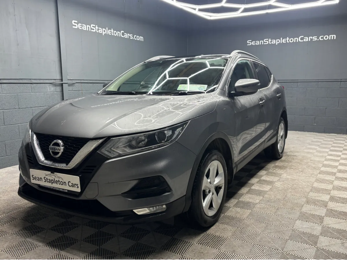 Nissan Qashqai 1.5 SV 18 4DR - Image 1