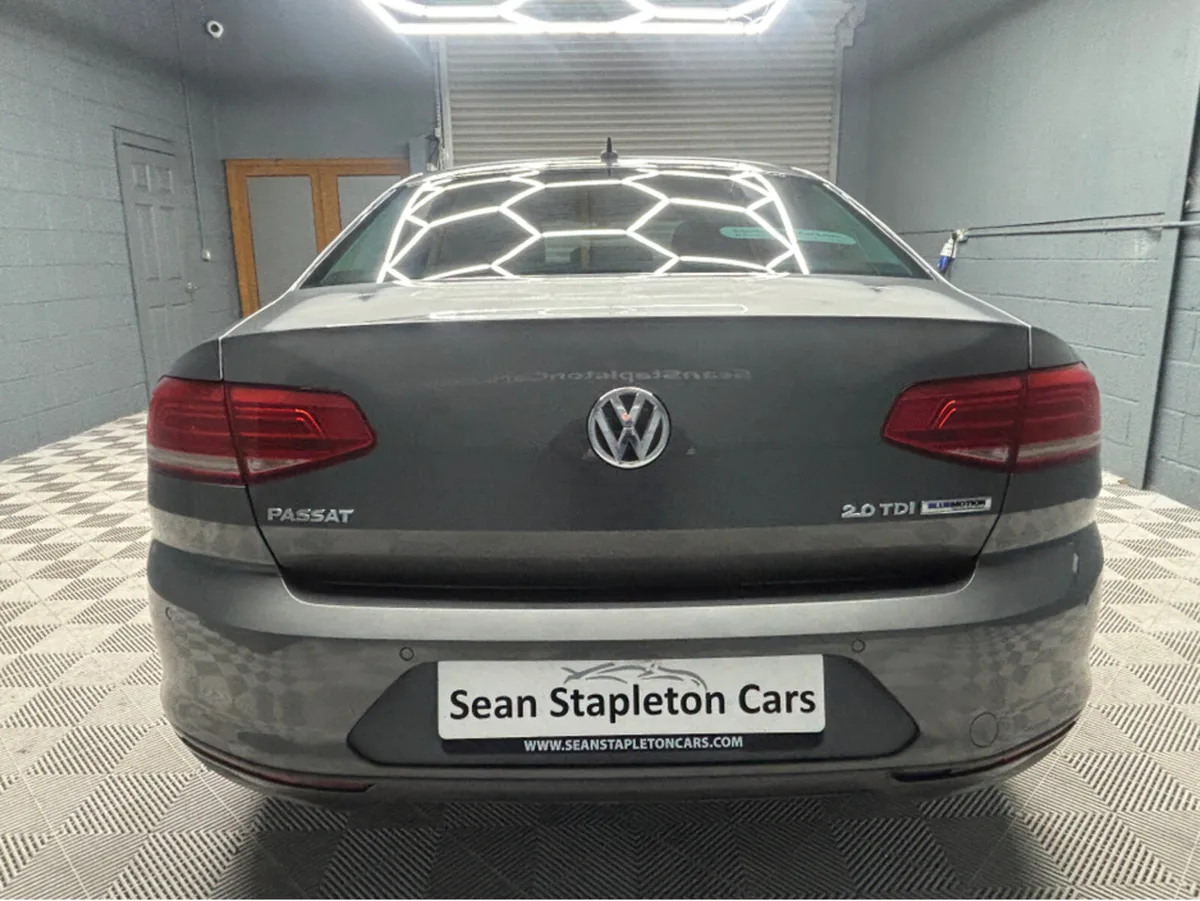 Volkswagen Passat 2.0 TDI SE BUSINESS BLUEMOTION 1 - Image 4