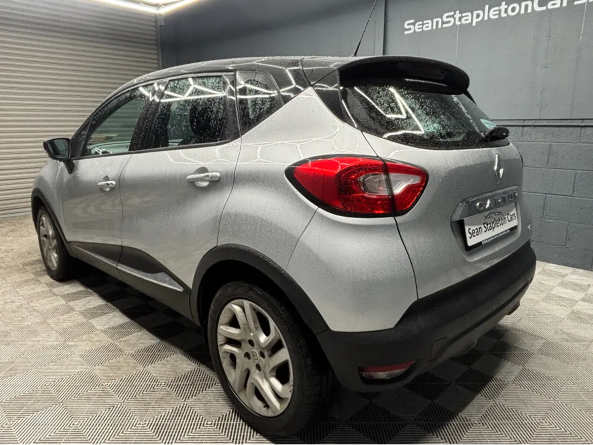 Renault Captur INTENSE 1.5 DCI 90 4DR - Image 2
