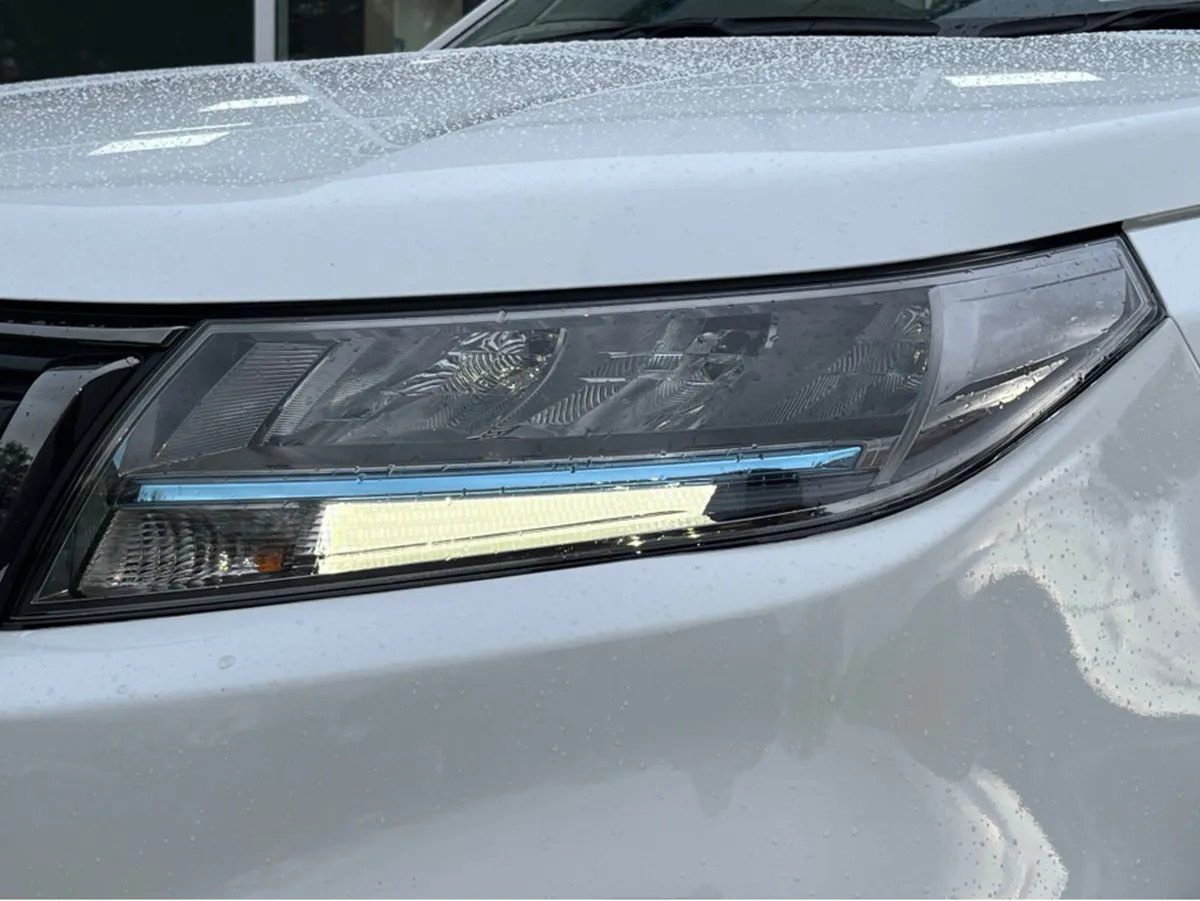 Suzuki Vitara 1.4 B/JET HYBRID SZ-T 5 - Image 3