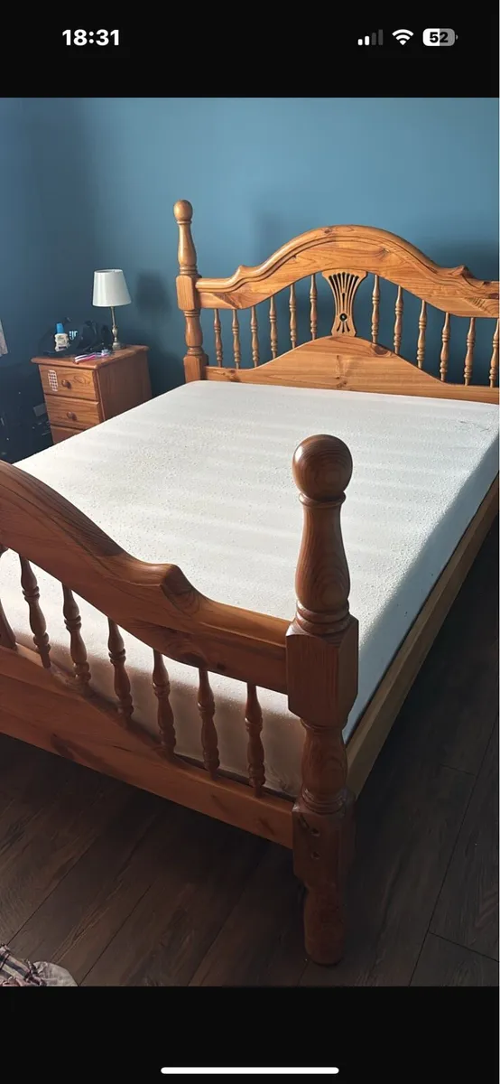 King size bed frame - Image 4