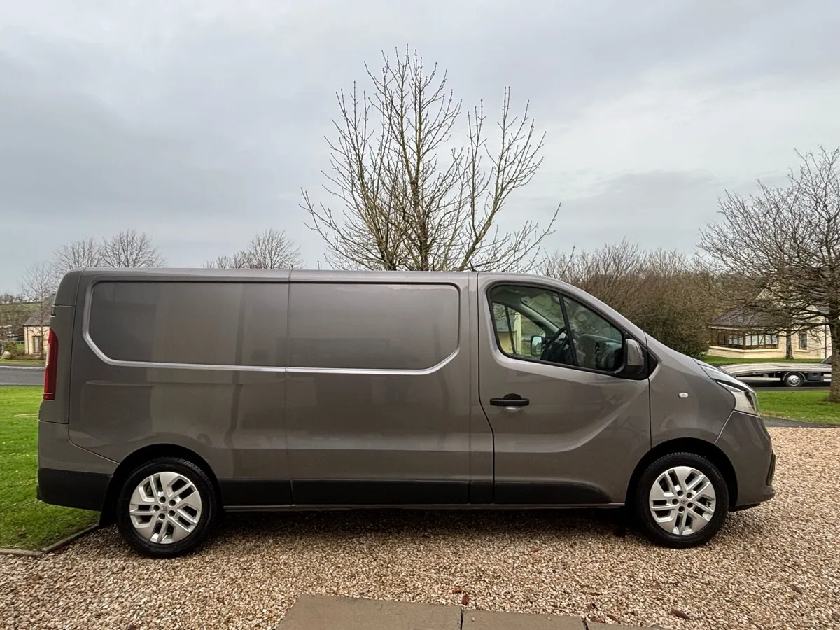 2018 Renault traffic sport nav 1.6 dci - Image 3