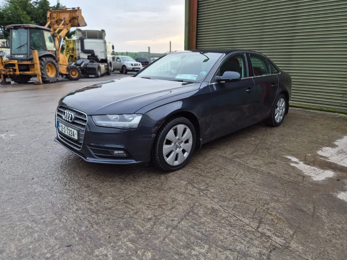 12 AUDI A4 2.0TDI 120BHP - Image 3
