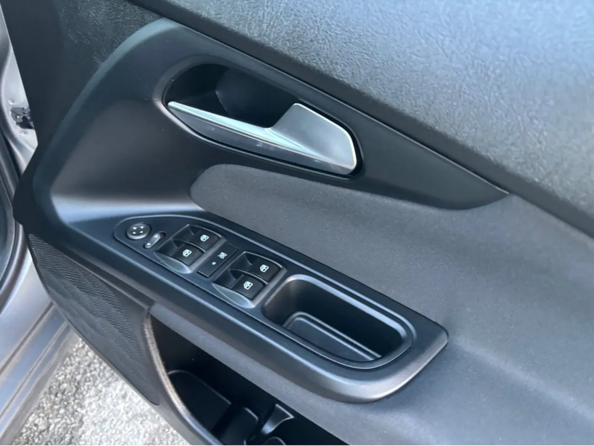 Fiat Tipo 1.0 100HP 5DR - Image 4