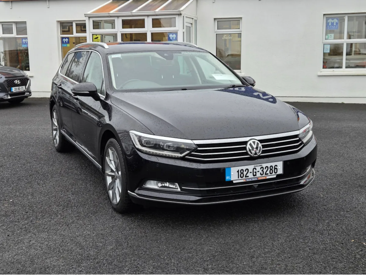 Volkswagen Passat HIGHLINE Estate . 2.0 Diesel Aut - Image 2