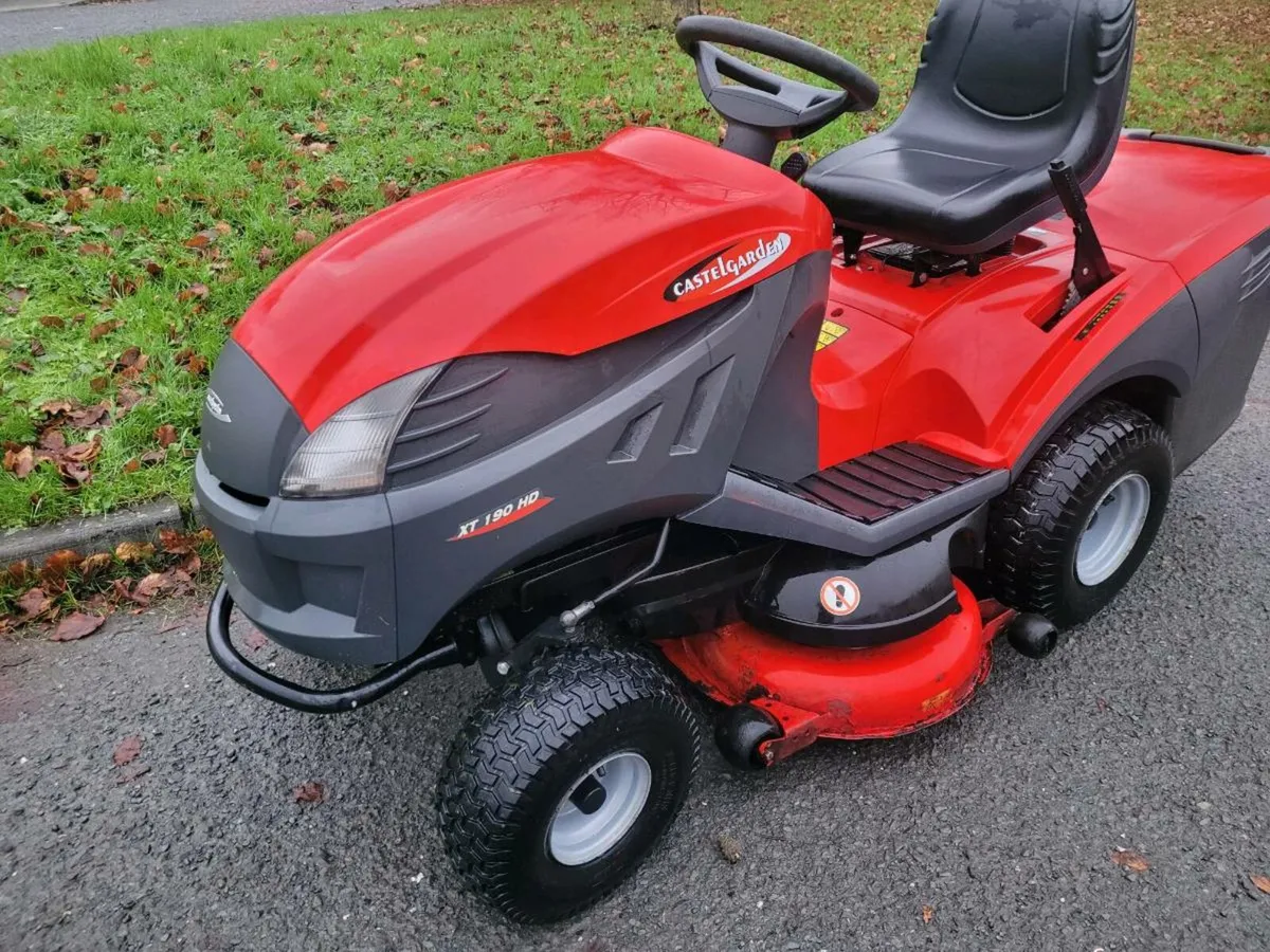 215 castlegarden xt190 lawnmower - Image 3