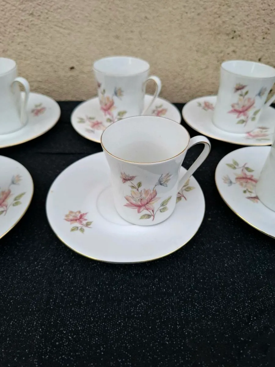 6 china tea cups and saucers postage possible - Image 2