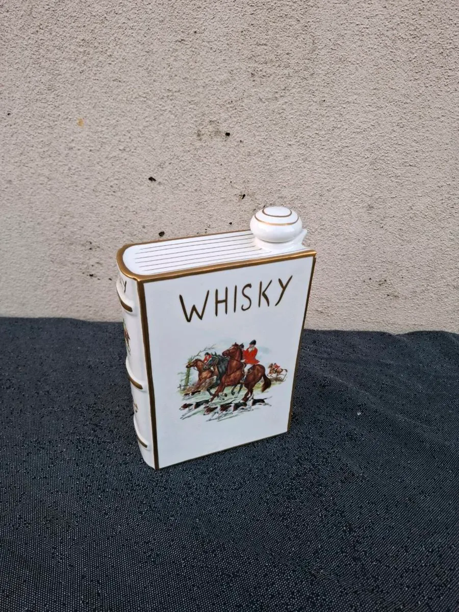 Whiskey bottle postage possible - Image 1