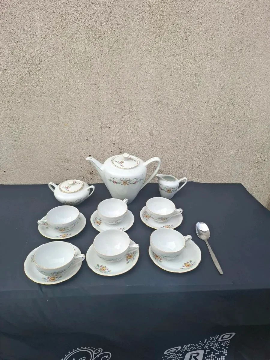 China floral tea set postage possible - Image 1