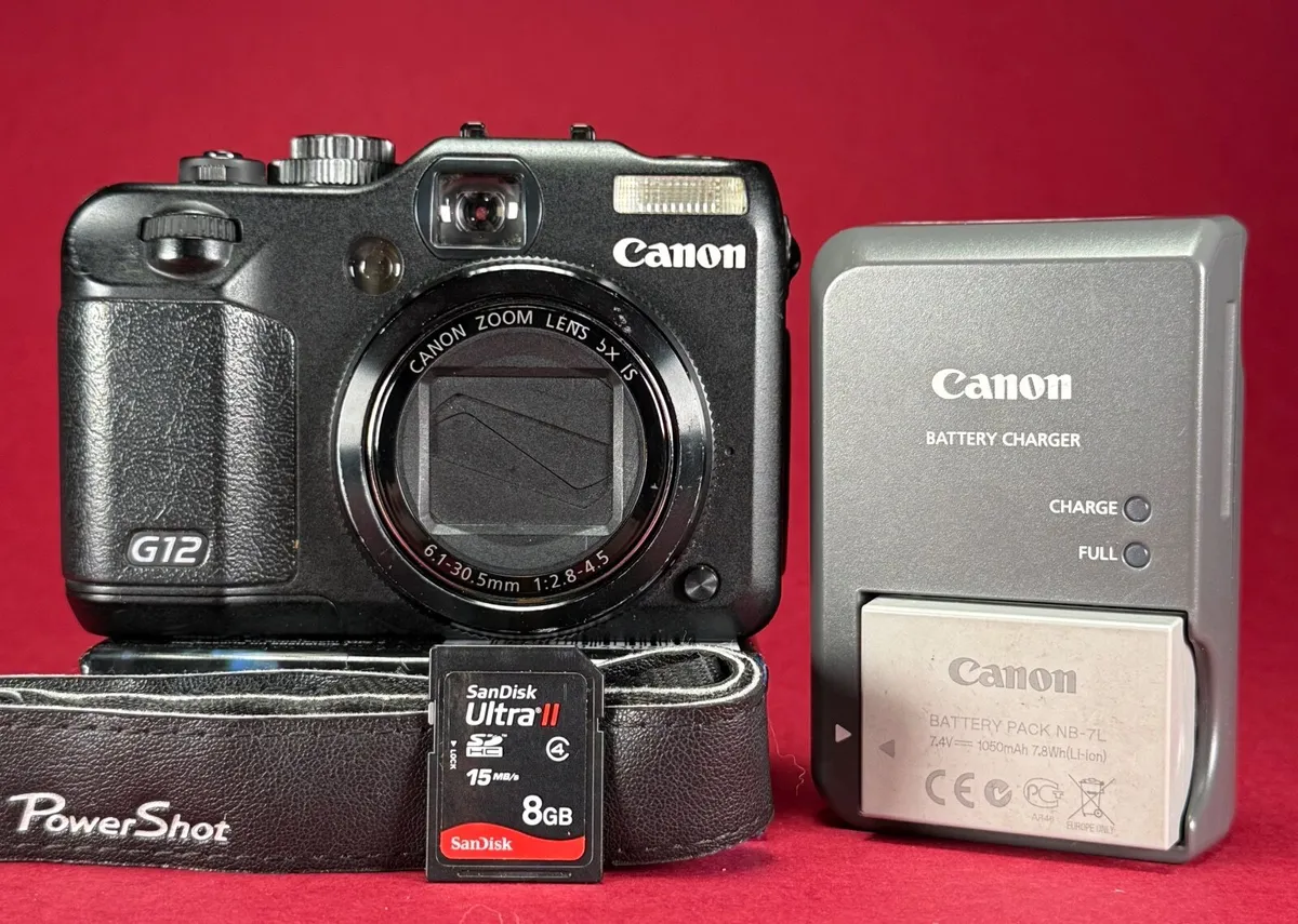 Canon PowerShot G12, a premium compact digital cam - Image 1