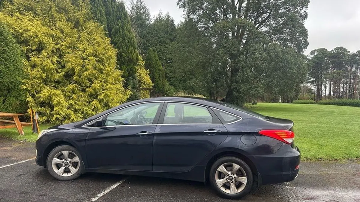 2013 Hyundai I40 - Image 1