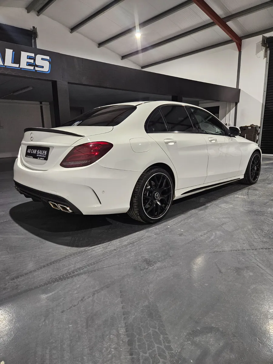 Mercedes-Benz C-Class 2017 amg - Image 4