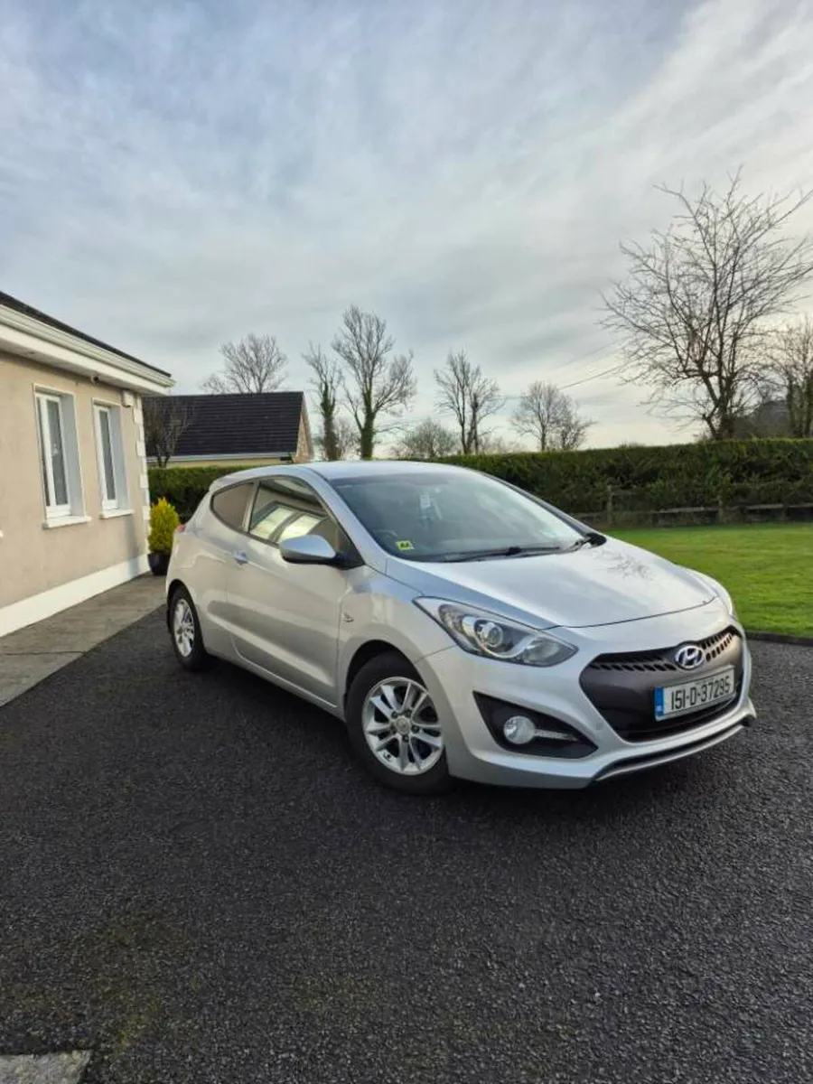 2015 HYUNDI I30 PRO CARVAN MINT + NEW DOE&TAX - Image 2