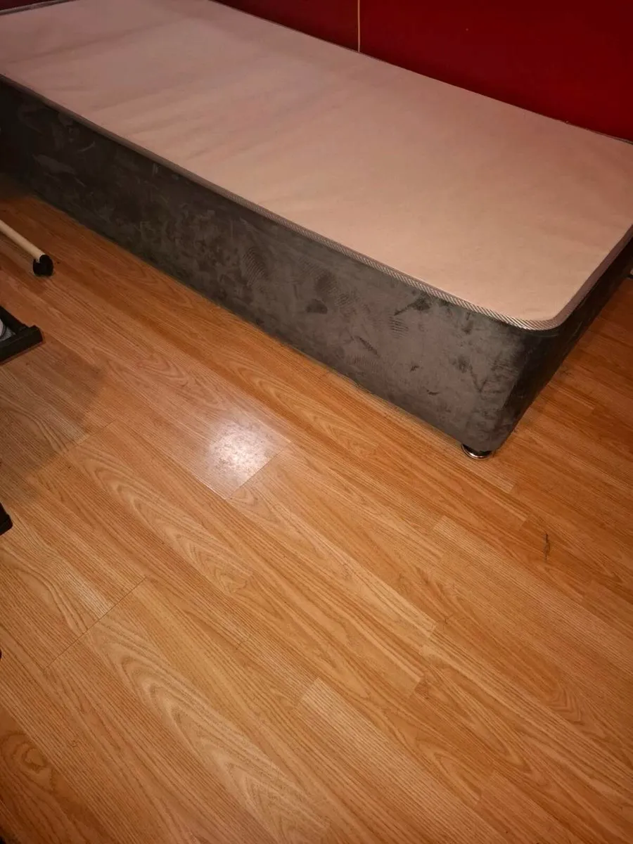Single bed frame - Image 2