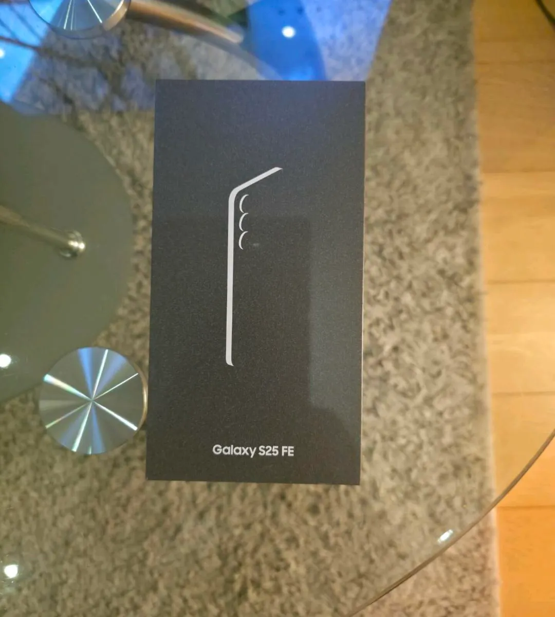 Samsung Galaxy S25 FE 128GB IRISH - Image 1
