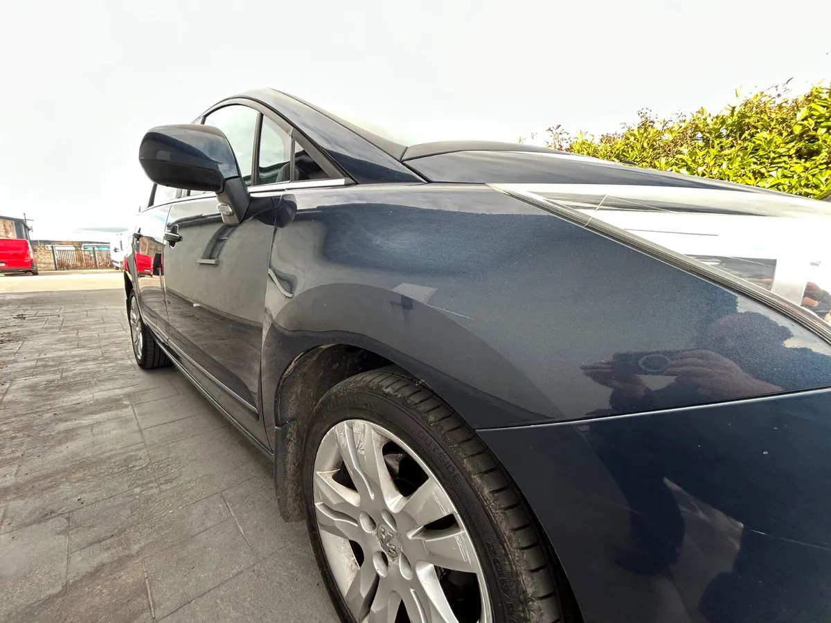 Peugeot 5008 2013 - Image 4