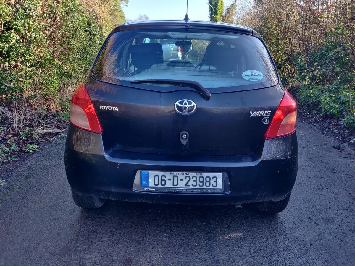 Toyota yaris - Image 3