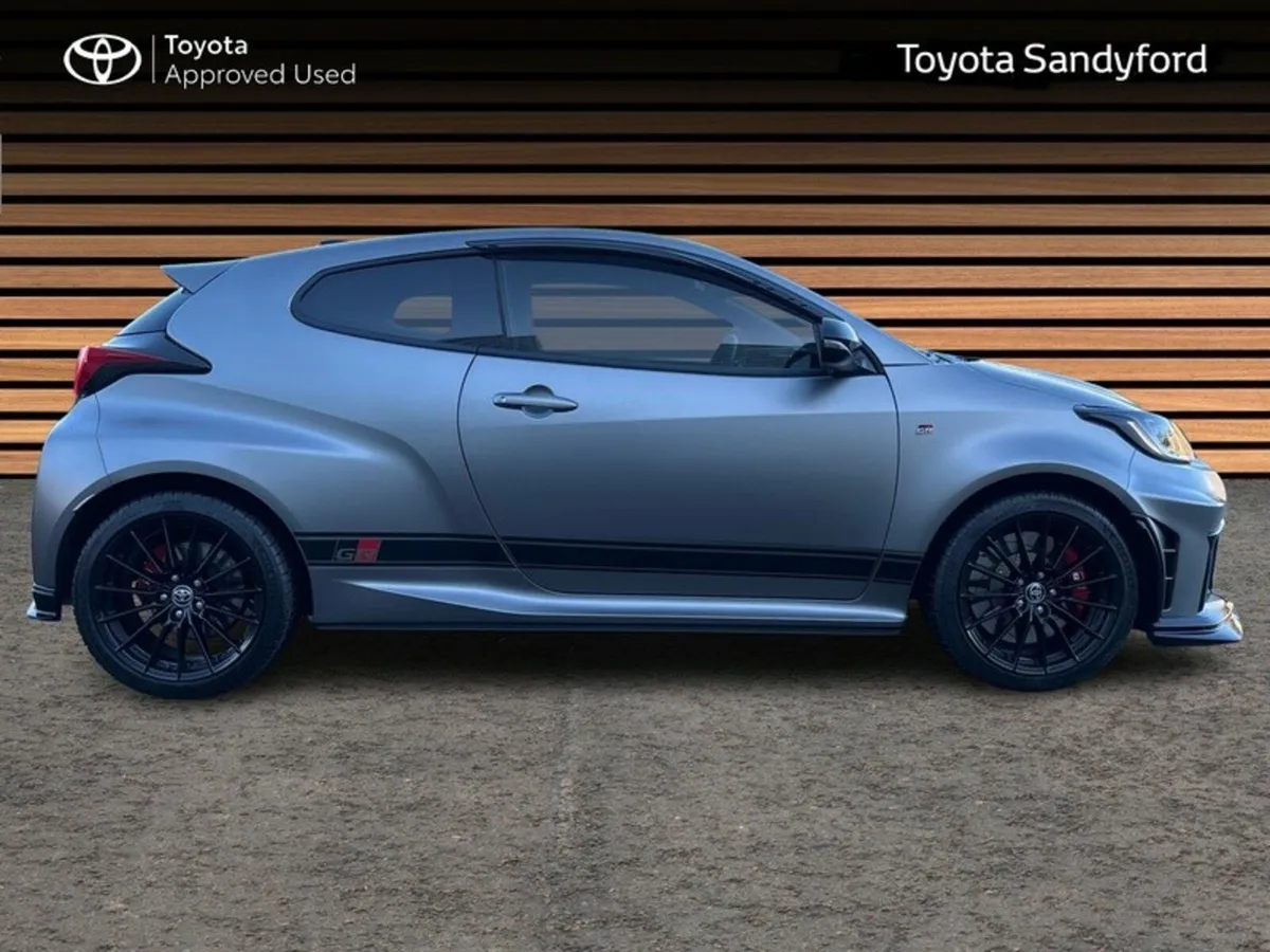 Toyota GR Yaris GR AWD AUTO RARE CARE // LOW MILES - Image 3