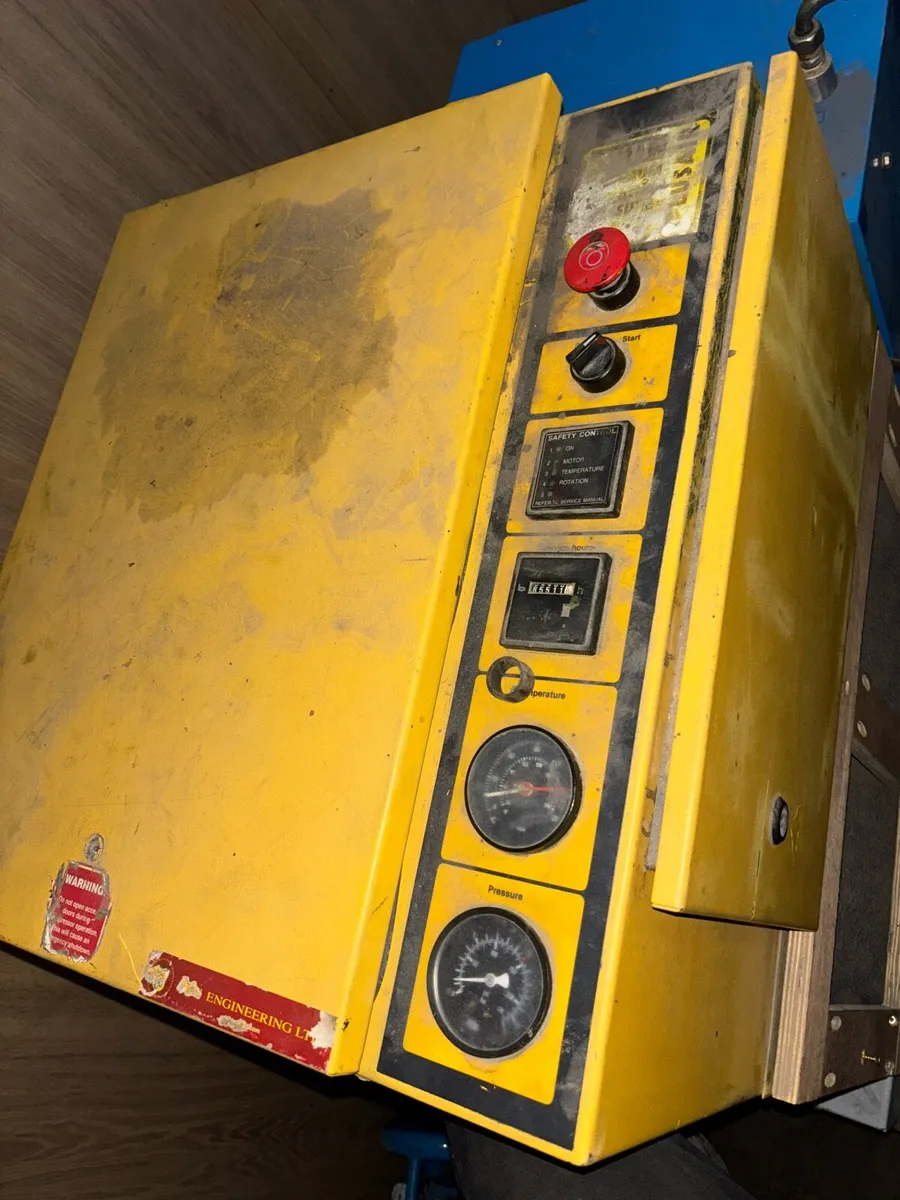 3phase compressor & dryer - Image 3