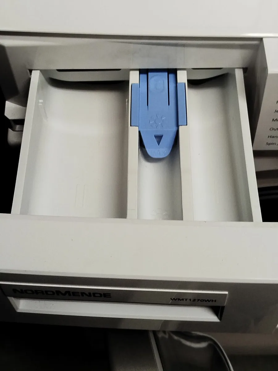 7KG Nordmende washing machine.WMT1270WH - Image 2