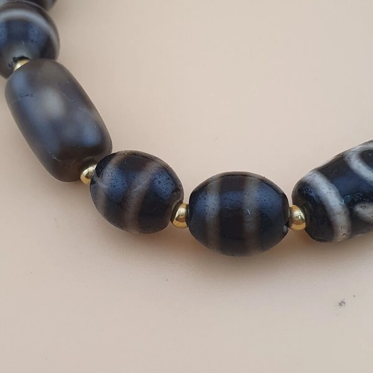 Vintage Himalayan Tibetan Eye Stripe Agate Beads With dotted Decorated Beads Bracelet - Image 3