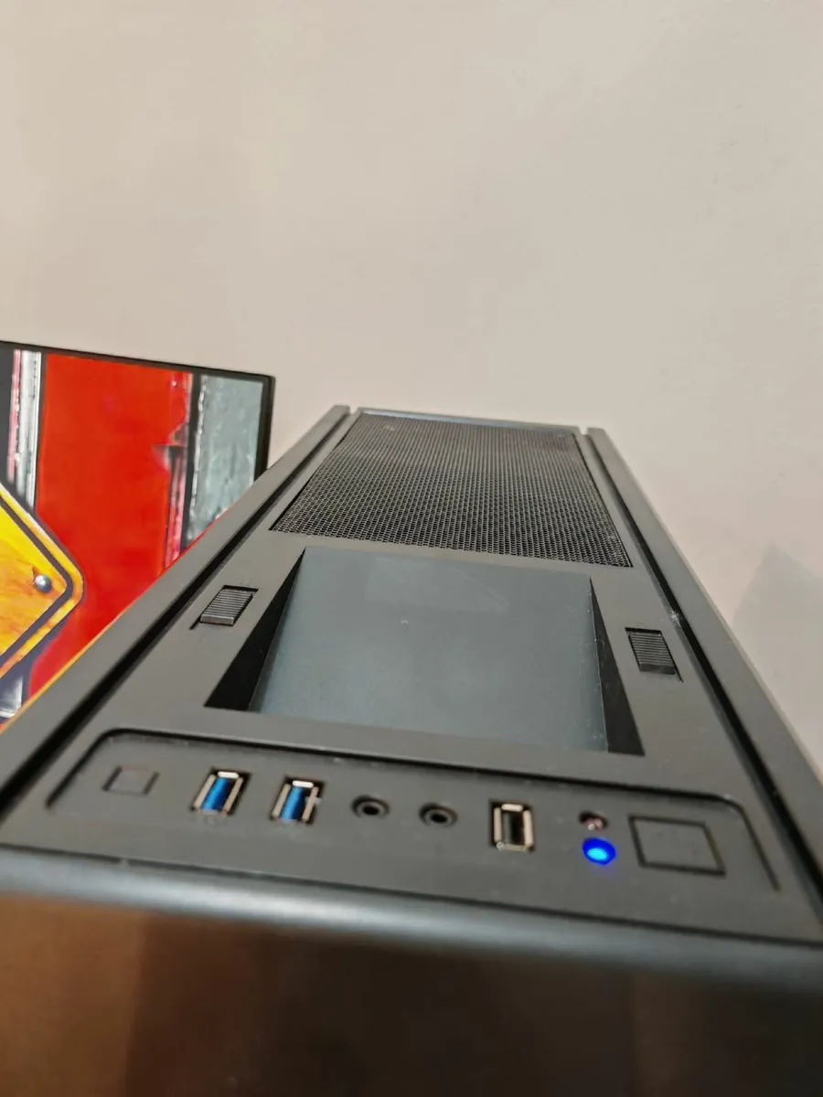 GAMING COMPUTER ATX MONITOR 27 INCH - Image 4