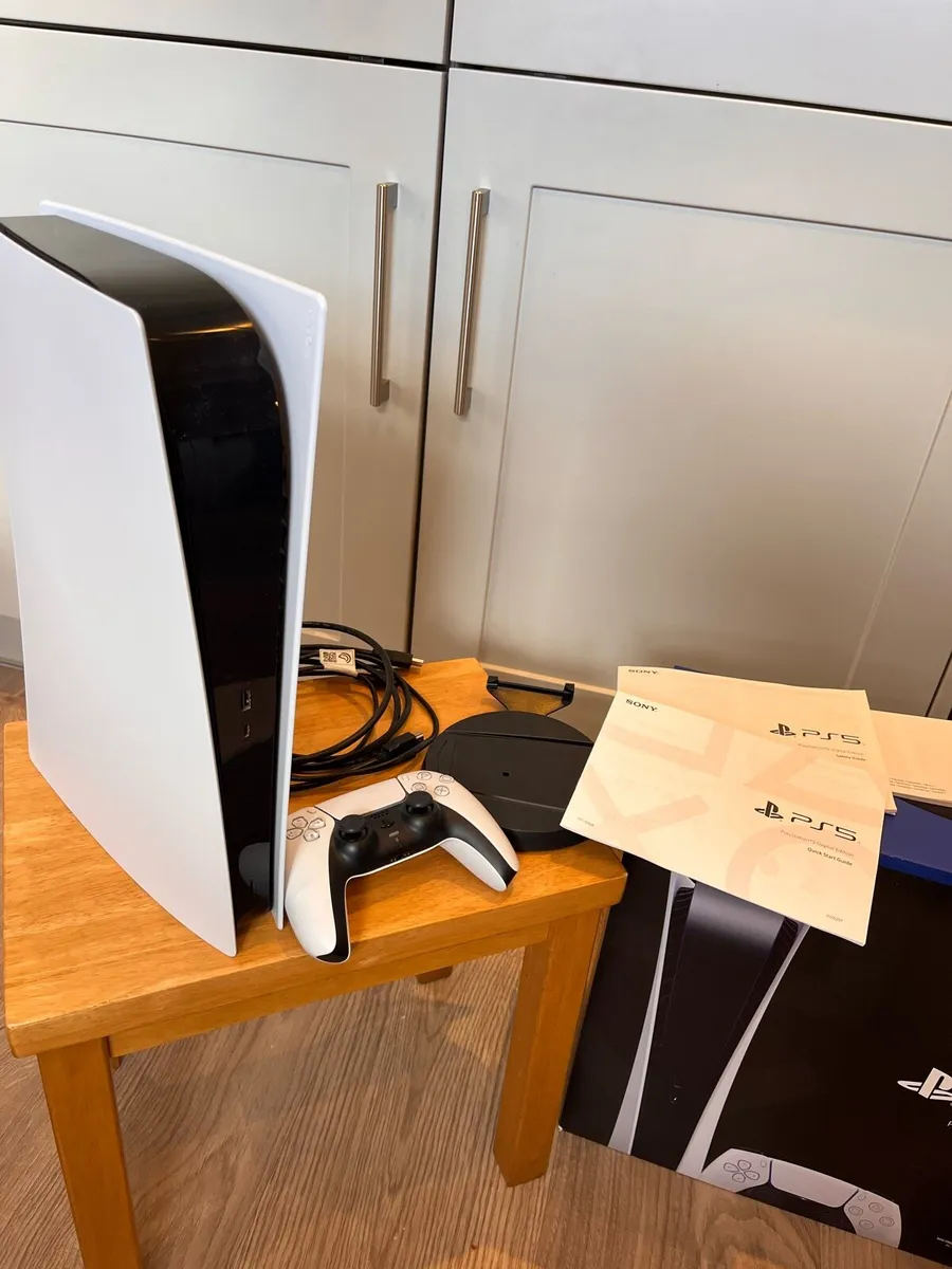 PS5 Disc Free Boxed - Image 2