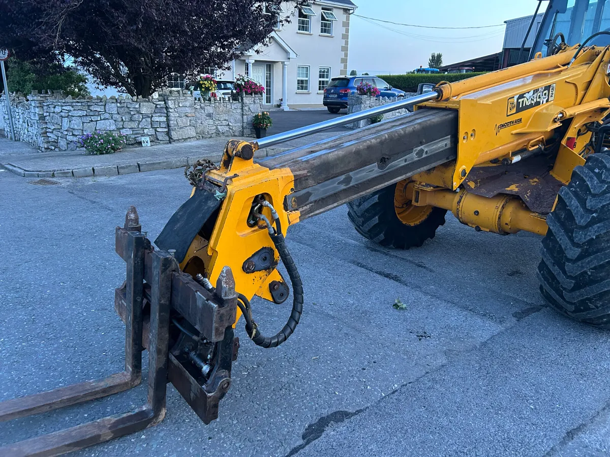2003 JCB TM300 Pivot Loader - Image 2