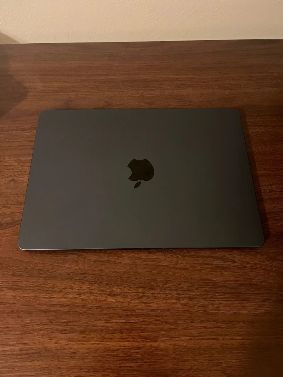 MacBook Air 2022 - Image 2