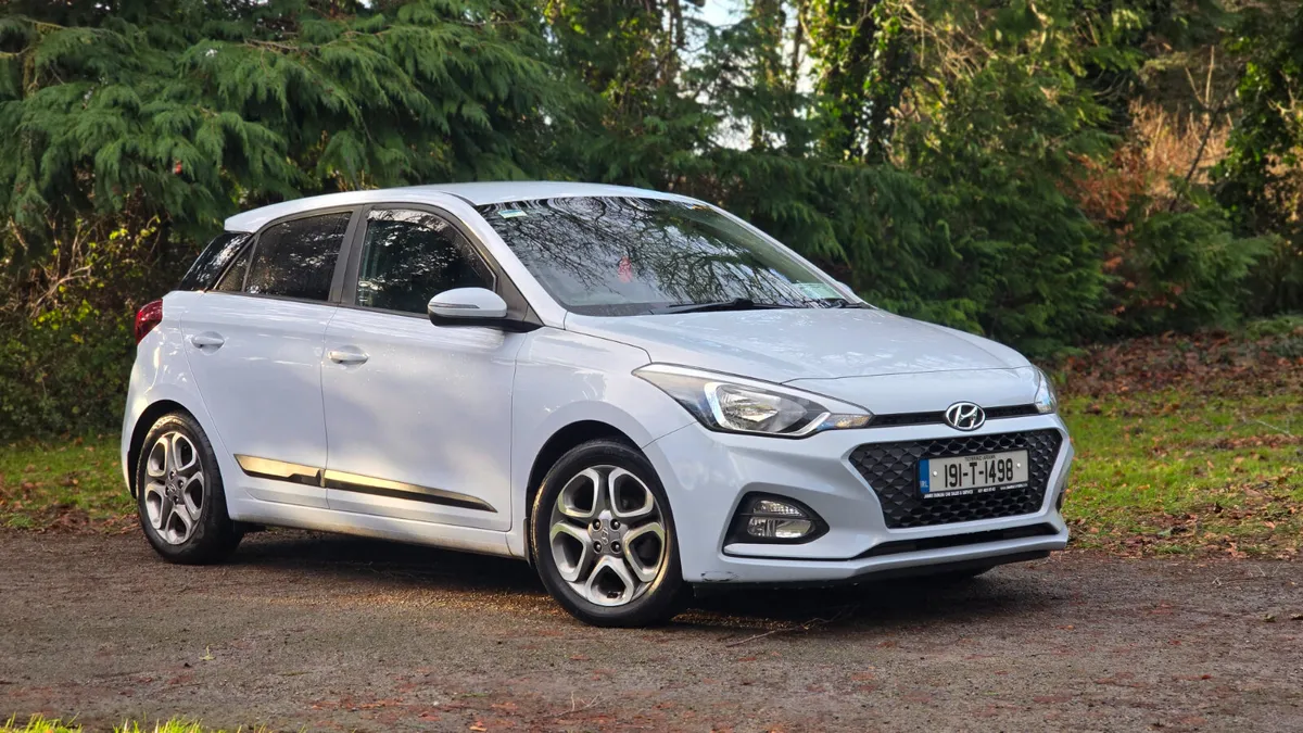 2019 Hyundai i20 1.2 Petrol Delux Plus - Image 3