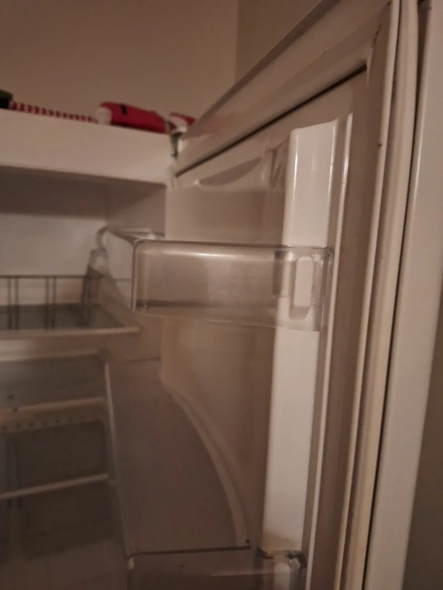 Fridge/freezer 60/40 - Image 4