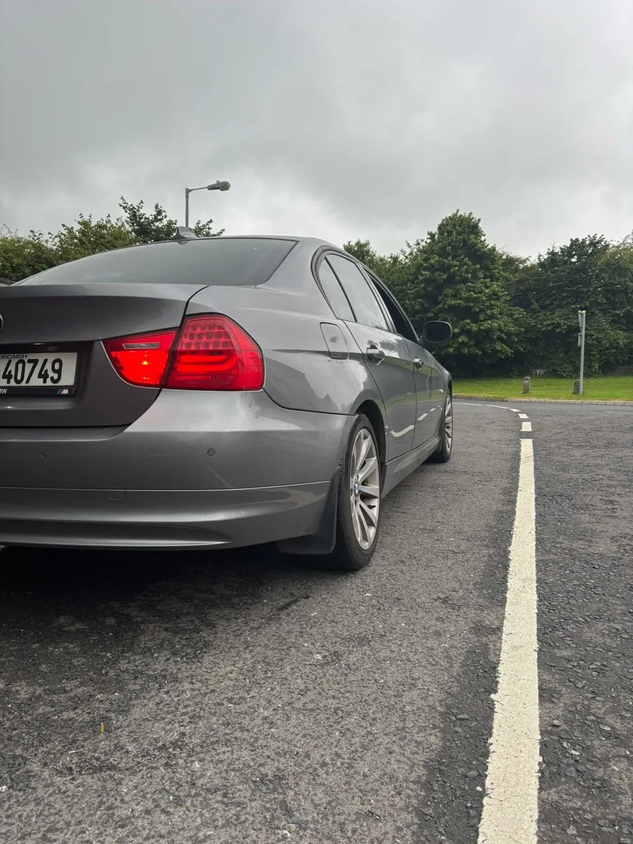 BMW 320D - Image 4