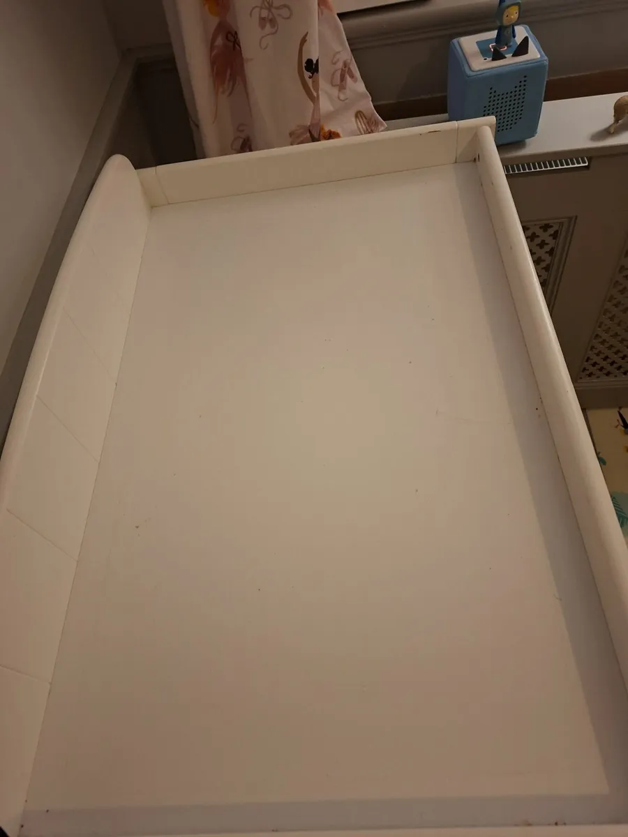 Baby changing unit - Image 3