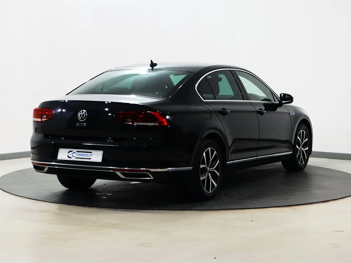 *111* 2021 Volkswagen Passat 1.4 GTE AUTO - Image 4