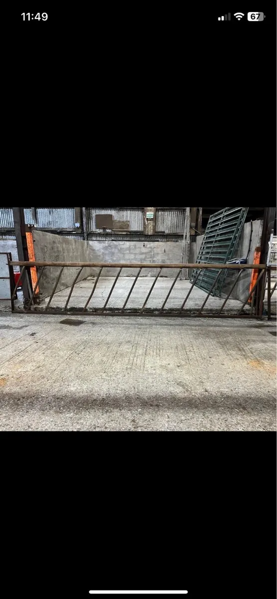 Feeding barriers - Image 2