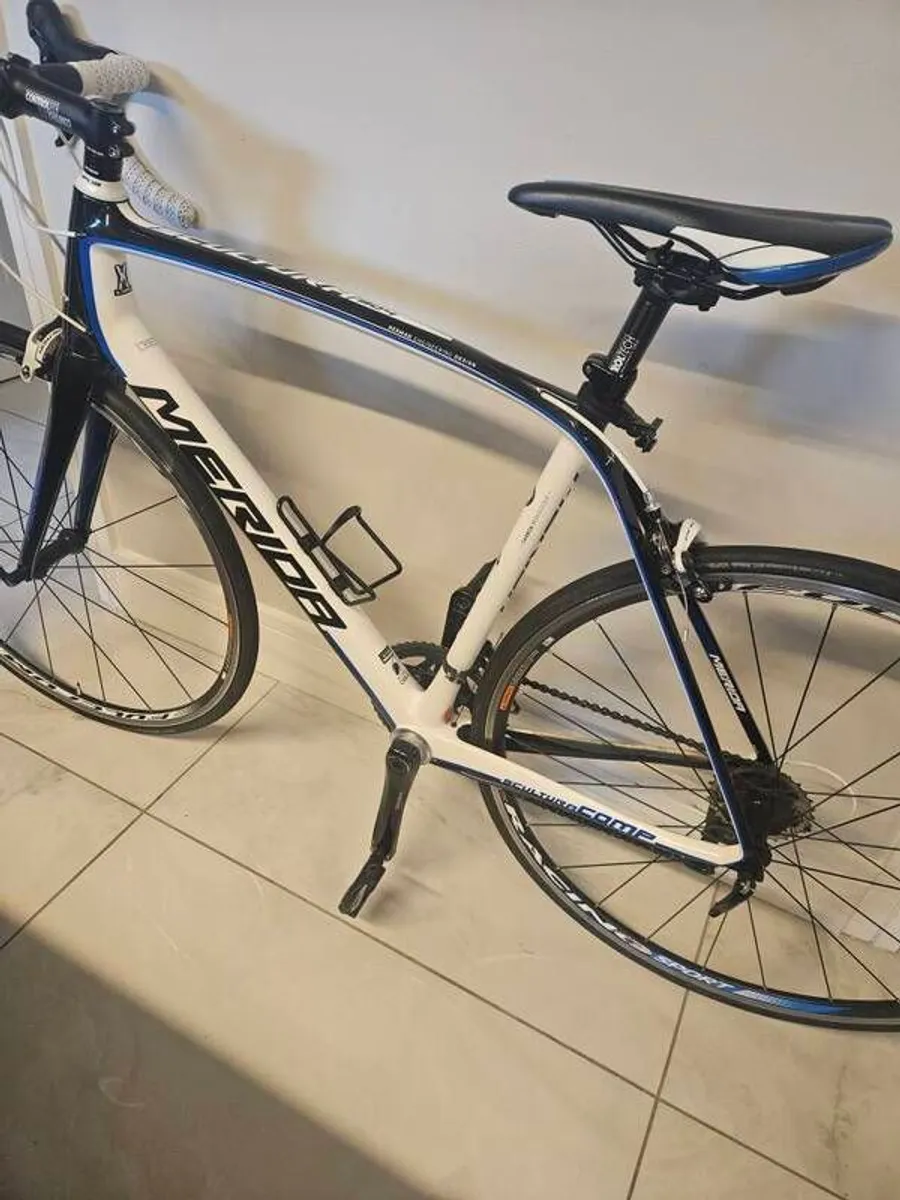 Merida Scultura 904 Shimano 105 Low Mileage Excellent Condition - Image 1