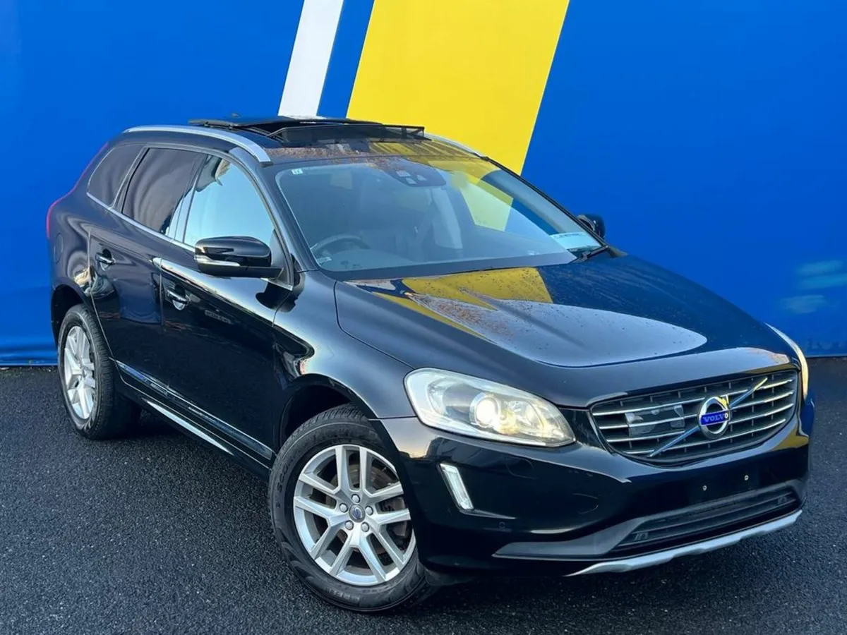 Volvo XC60 D4 CLASSIC 2.0 D // OPENING PAN ROOF // - Image 1