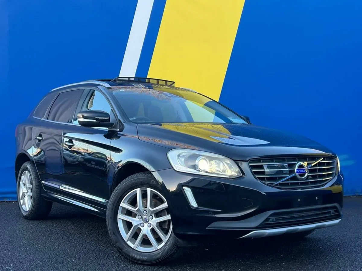 Volvo XC60 D4 CLASSIC 2.0 D // OPENING PAN ROOF // - Image 3